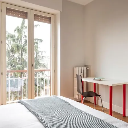 Bocconi Rentclass Ricciardo Apartment