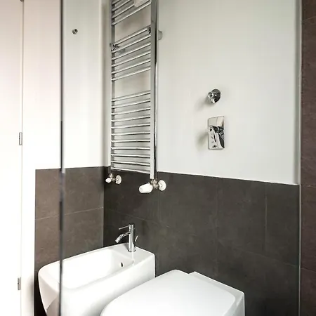 Apartment Bocconi Rentclass Ricciardo *